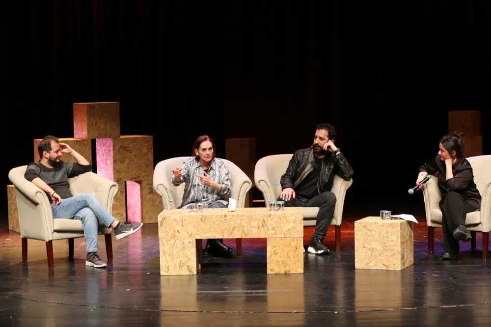 Nur Sürer Sanatseverlerle Buluştu